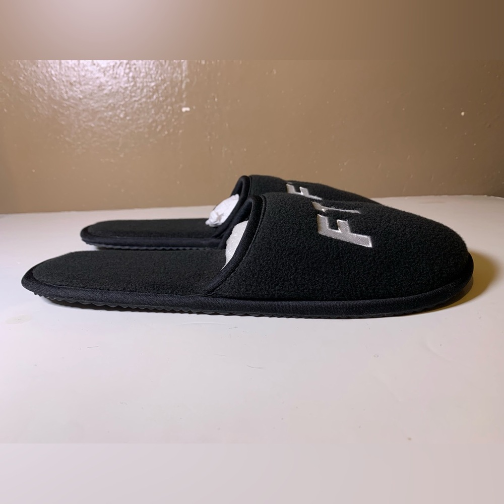 ❌SOLD❌ FTP Black logo house Slippers - Picture 6 of 7